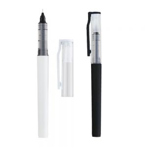 Bolígrafo de plástico con tinta negra de gel, tapa traslúcida y clip de plástico.